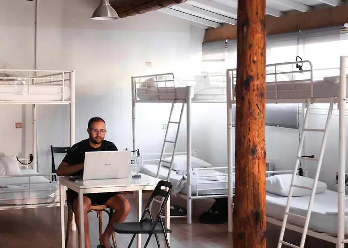 Auberge: Vertigo Hostel